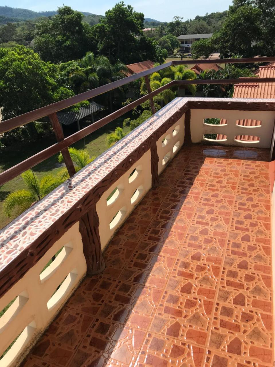 Lanta School Beach Resort Ko Lanta Exterior foto
