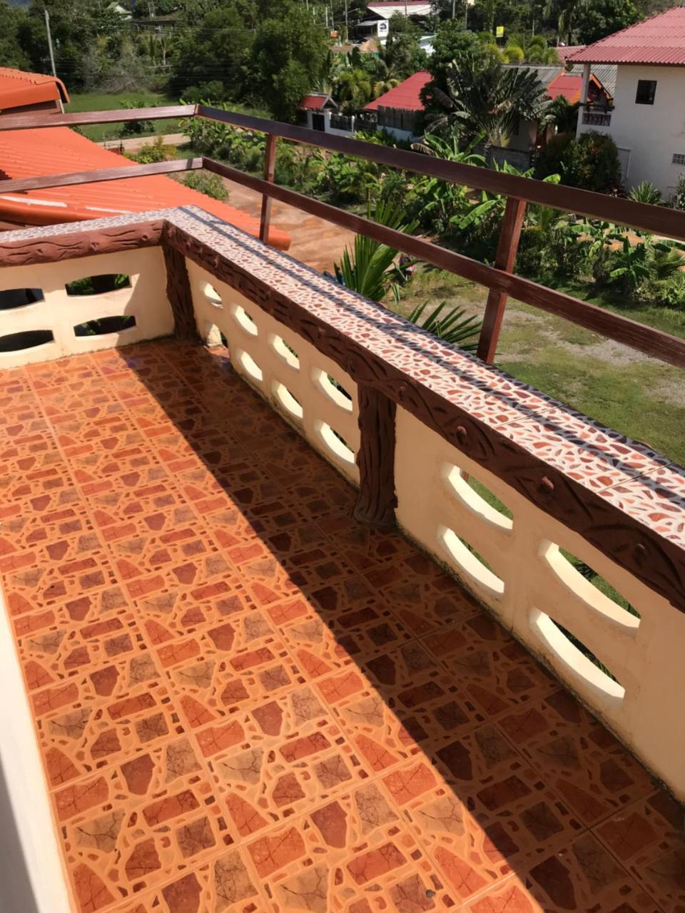 Lanta School Beach Resort Ko Lanta Exterior foto